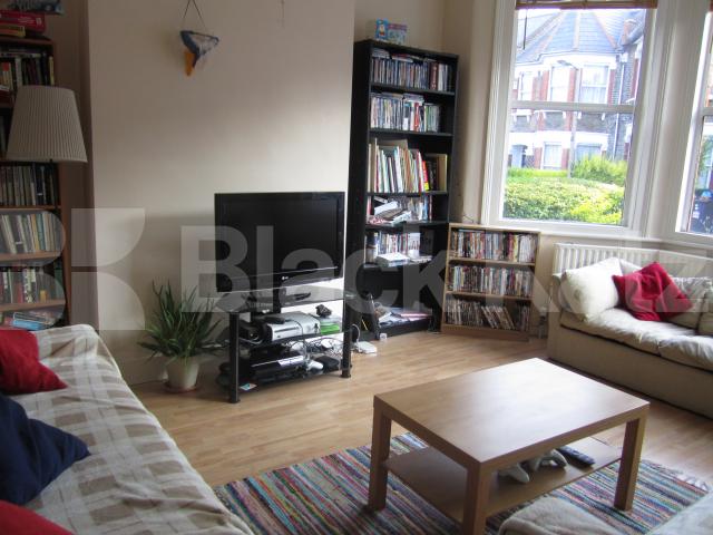 			LET BY BLACK KATZ, 4 Bedroom, 1 bath, 1 reception House			 Keston Road, Turnpike Lane